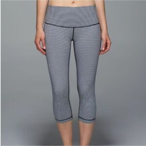 Lululemon Women's Wunder Under‎ Crop Leggings Gingham Inkwell Navy Blue 12